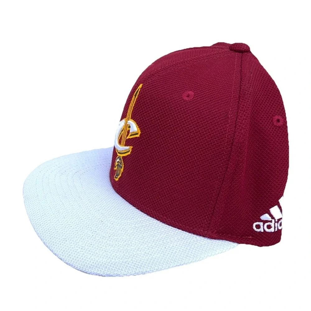 Cleveland Cavaliers Hat Cap Snap Back Red White Cavs Adjustable Flat Bill Adult‎